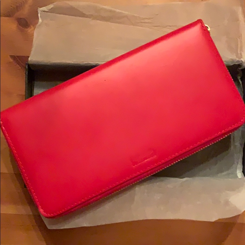 WeSC x The Standard Hotel passport wallet